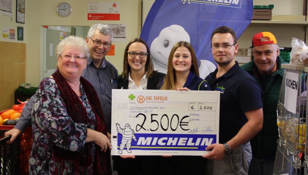 Homburg Michelin Spendet 2 500 Euro An Die Homburger Tafel