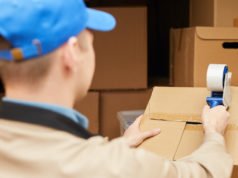 Nicht nur zur Weihnachtszeit: Wie das Paket durch den ZOLL kommt