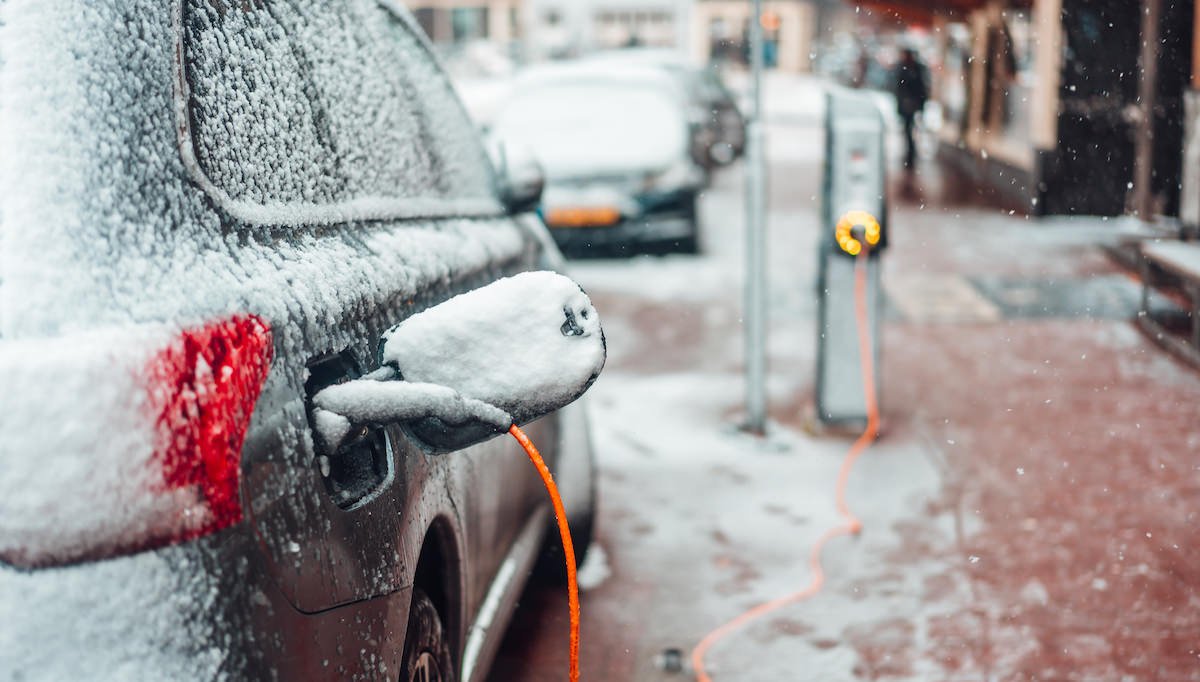 Winter-Tipps für Elektroauto-Fahrer: Auch bei niedrigen Temperaturen keine  Angst vor Staus - Vorheizen erhöht die Reichweite - Homburg1