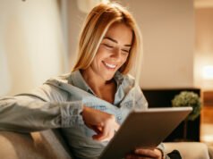 Mehr als die Hälfte liest E-Books – digitales Lesen legt deutlich zu