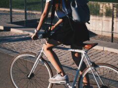 Homburg startet Tag der Verkehrssicherheit und STADTRADELN woman riding white rigid bike