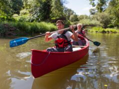Erlebnispädagogisches Kanufahren in der Biosphäre Bliesgau: Ein naturverträgliches Paddelangebot für den Sommer