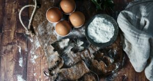 brown egg on brown wooden table