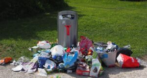 garbage can, garbage, environmental pollution