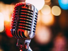 Blind Audition gewinnt Saarland-Contest mit 805 Stimmen bokeh photography of condenser microphone