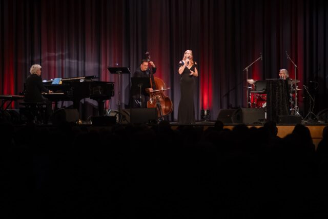 hombuch-ute-lemper-foto-stephanbonaventura-8