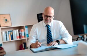 Homburg zahlt 179.000 Euro nach Steuerbescheid – Einspruch läuft