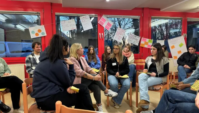 251209_jh_dkjs_wahlstarterinnen_c_dkjs_sofie_kocherscheidt