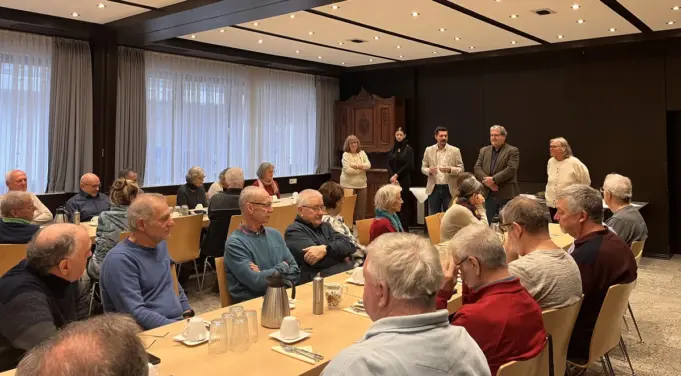 bild_2_ehrenamtsfr_hst_ck Beigeordneter und Bürgermeister begrüßen ehrenamtliche Helferinnen und Helfer