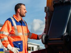 Homburg verteilt neuen Müllabfuhrkalender 2026 – geänderte Abfuhrtage im Überblick