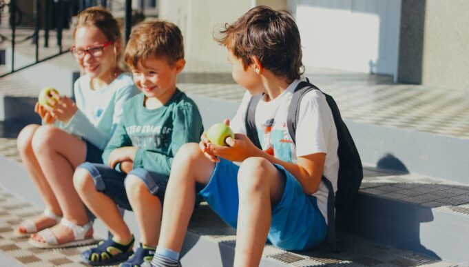 Schule Kinder Obst