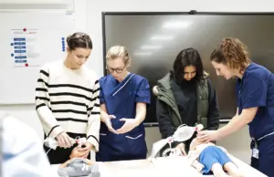 Pflegekarriere in Homburg: UKS lockt mit Praxistest und Sofortbewerbung