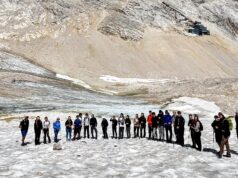 Johanneum-Schüler erleben am Zugspitzgletscher den Klimawandel hautnah