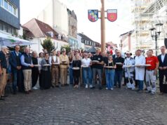 St. Ingbert weiht Baum der Gewerke als neues Wahrzeichen ein