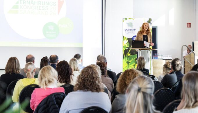 260923_ernaehrungskongress_min_c_kathrin-hinsberger_4n2a9683