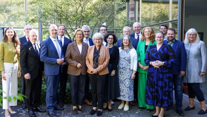 landesregierung_und_evangelische_kirche