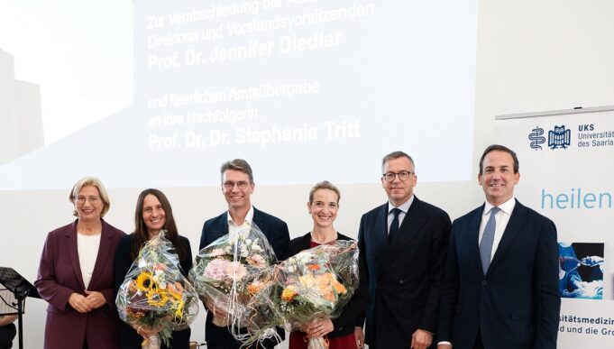 03_2026_09_30_amtsuebergabe_festakt_diedler_tritt_foto_gluecklich