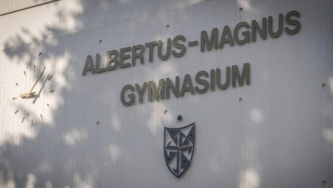 Albert-Magnus-Gymnasium