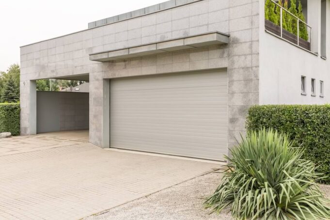 Garage-Haus
