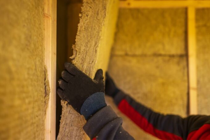 Sanierung-Renovierung-Daemmung-Handwerk_2