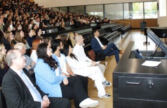393 Erstsemester starten am UKS in Homburg