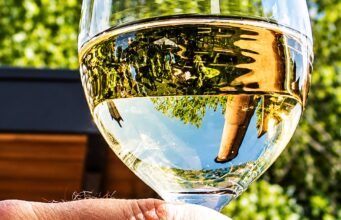 Kirkeler Burg lockt mit Weinfest, Handwerk und Familienprogramm